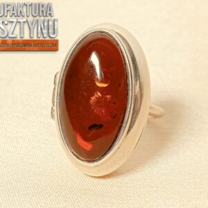 Srebrny Pierścionek z Koniakowym Bursztynem
