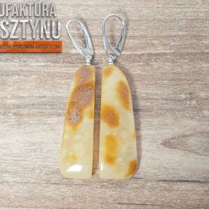 Mleczno-miodowe Kolczyki z Bursztynu