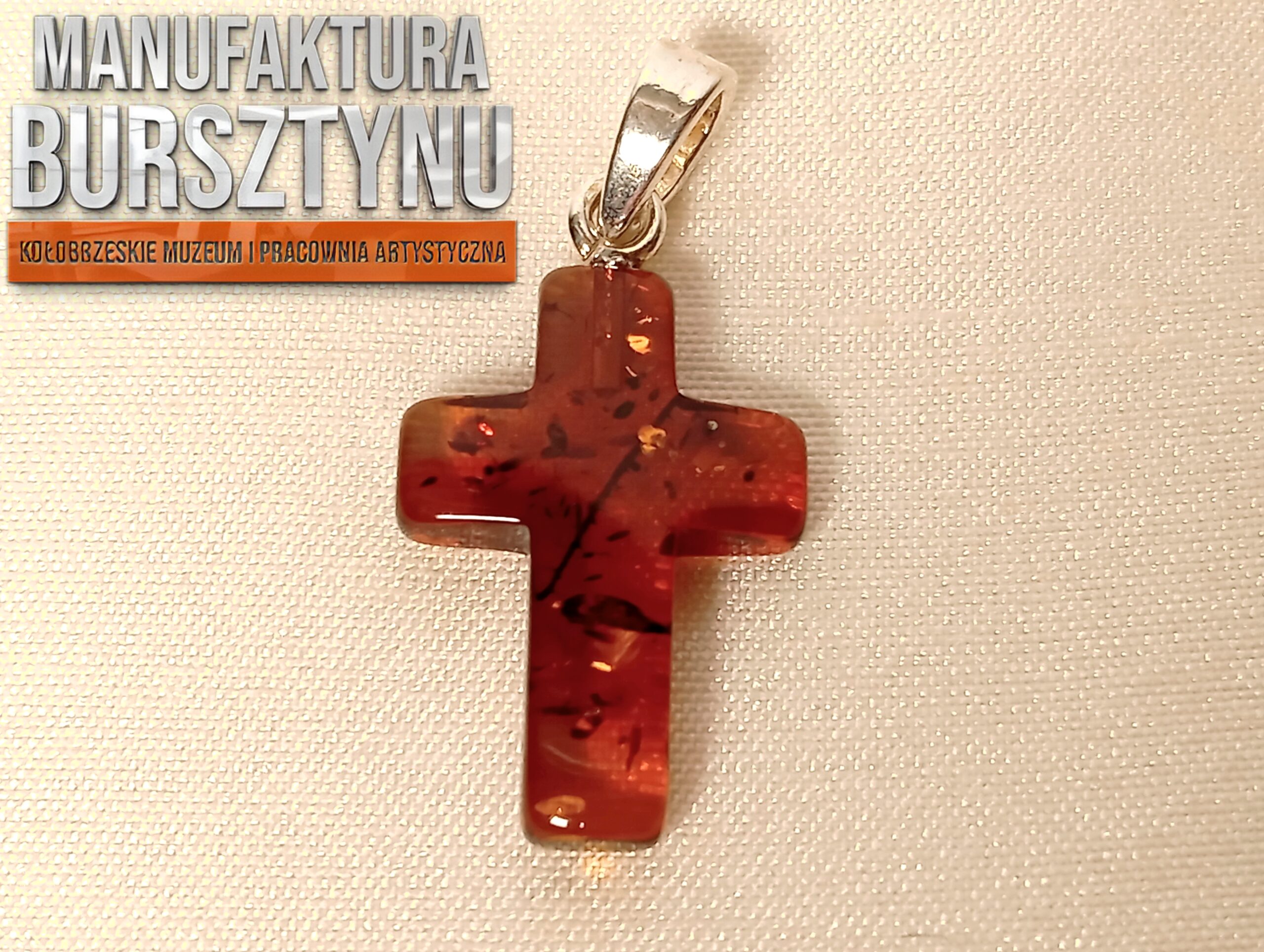Krzyżyk z Mocnego Koniakowego Bursztynu